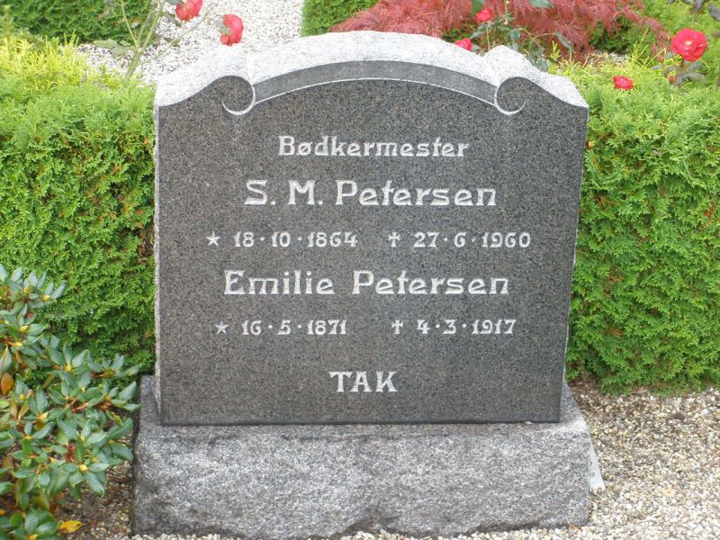 Emilie  Petersen           .JPG